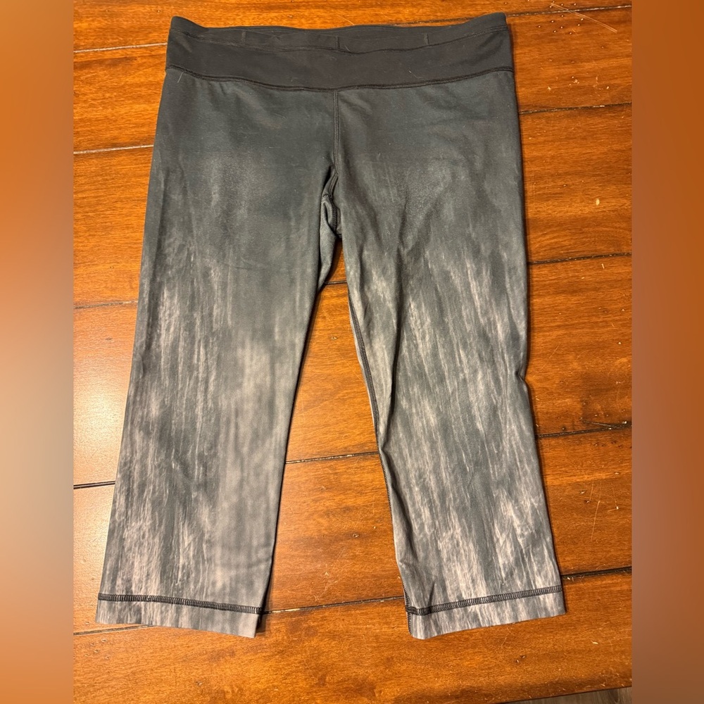 Under Armour Black and Gray Capris
